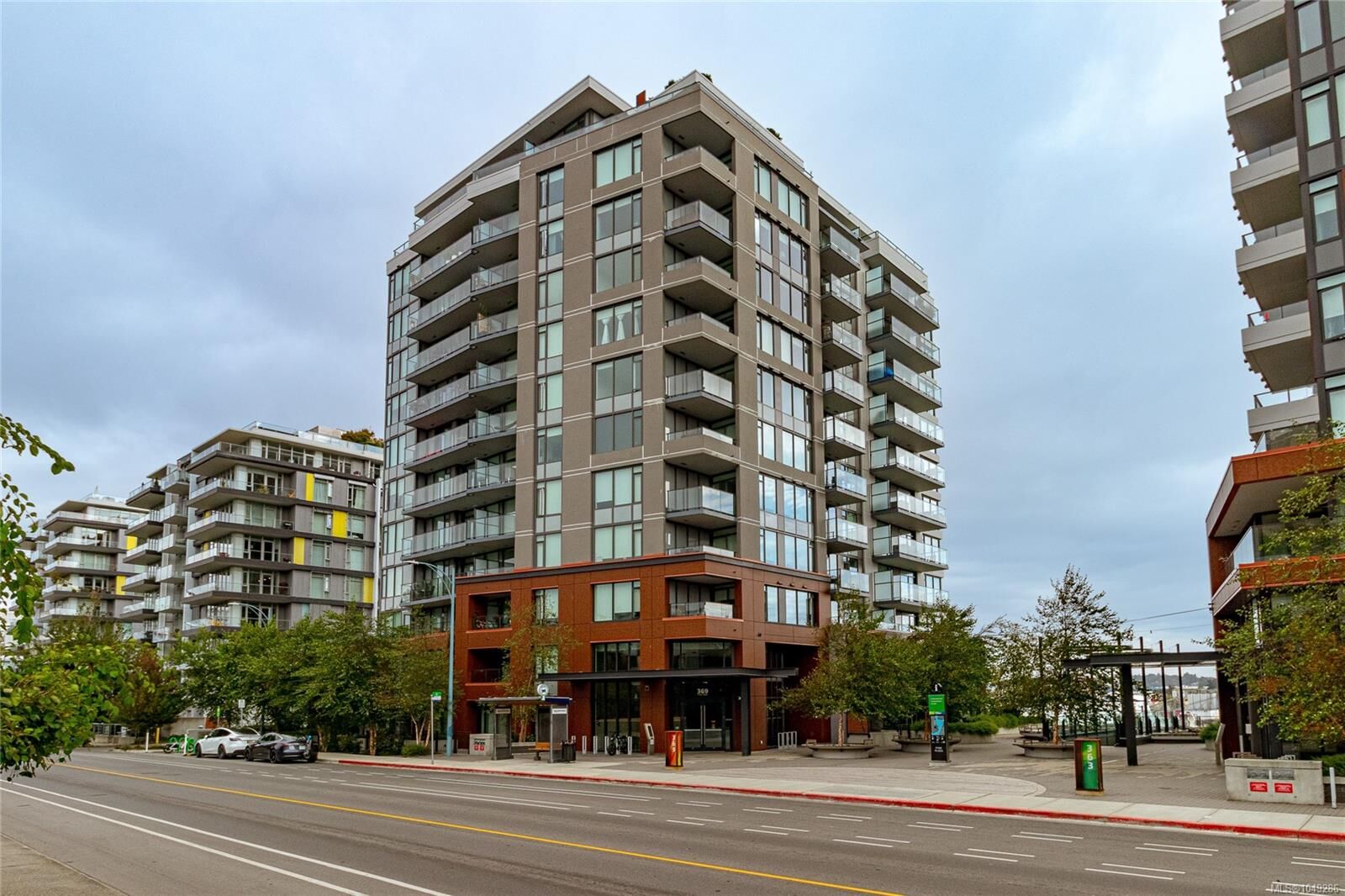 Property Photo:  369 Tyee Rd #402  BC V9A 0B6 