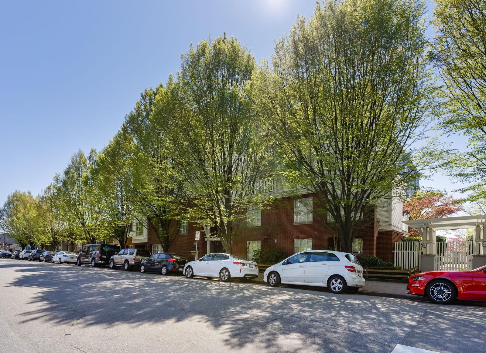 Property Photo:  147 E 1st Street 319  BC V7L 1B2 