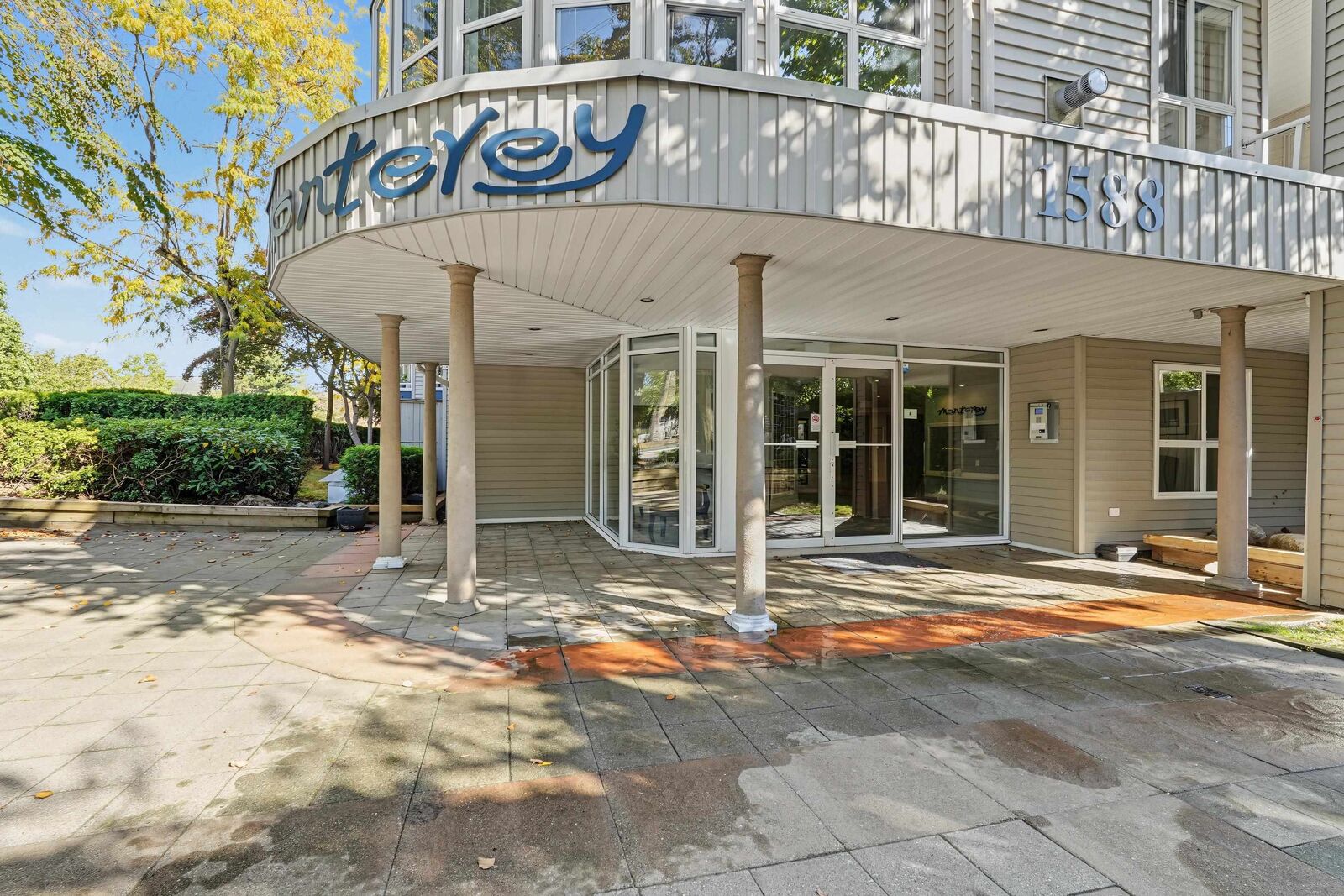 Property Photo:  1588 Best Street 109  BC V4B 4G1 