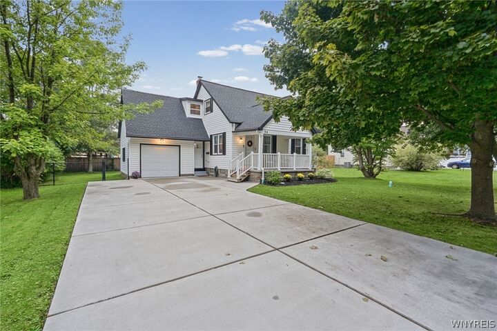 Property Photo:  54 Fairfield Avenue  NY 14086 