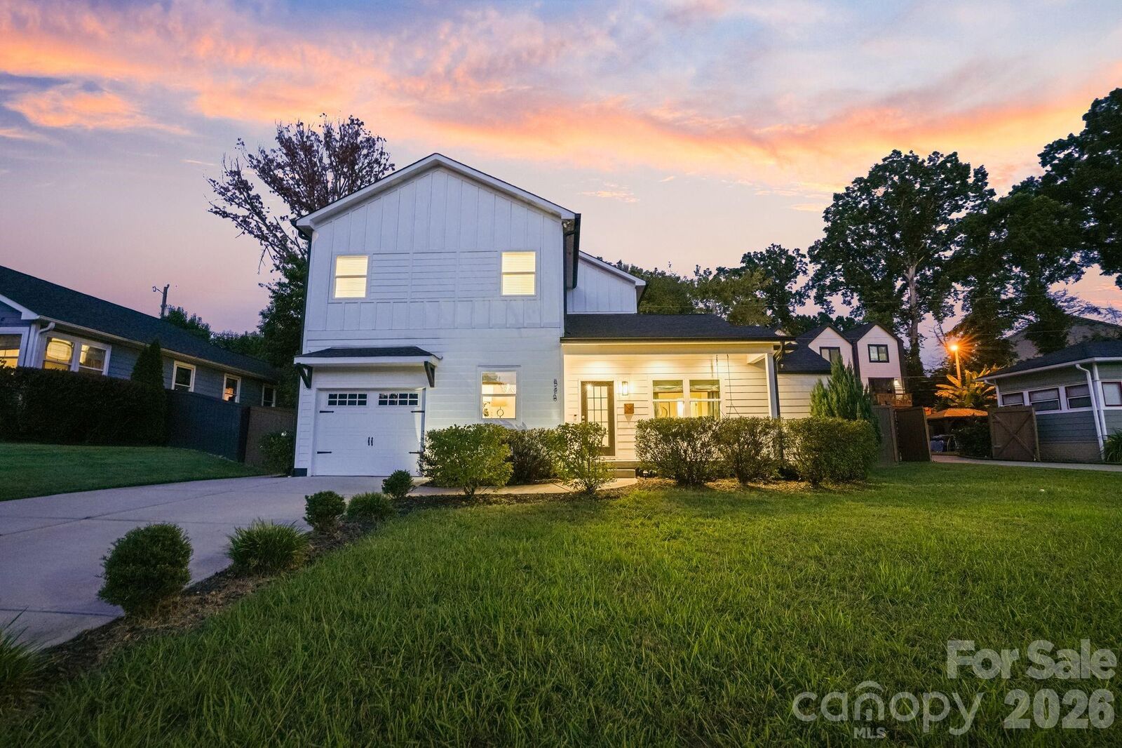 Property Photo:  526 Seldon Drive  NC 28216 