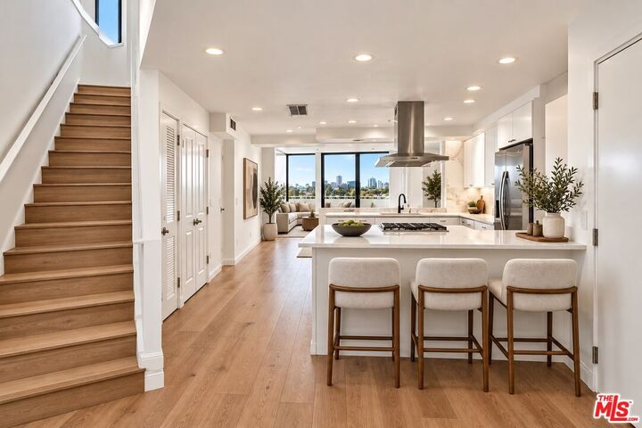 Property Photo: 8704 Santa Monica Blvd, Unit Ph3 CA 90069
