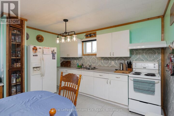 Property Photo:  175 Roberts Road  ON P0H 2C0 
