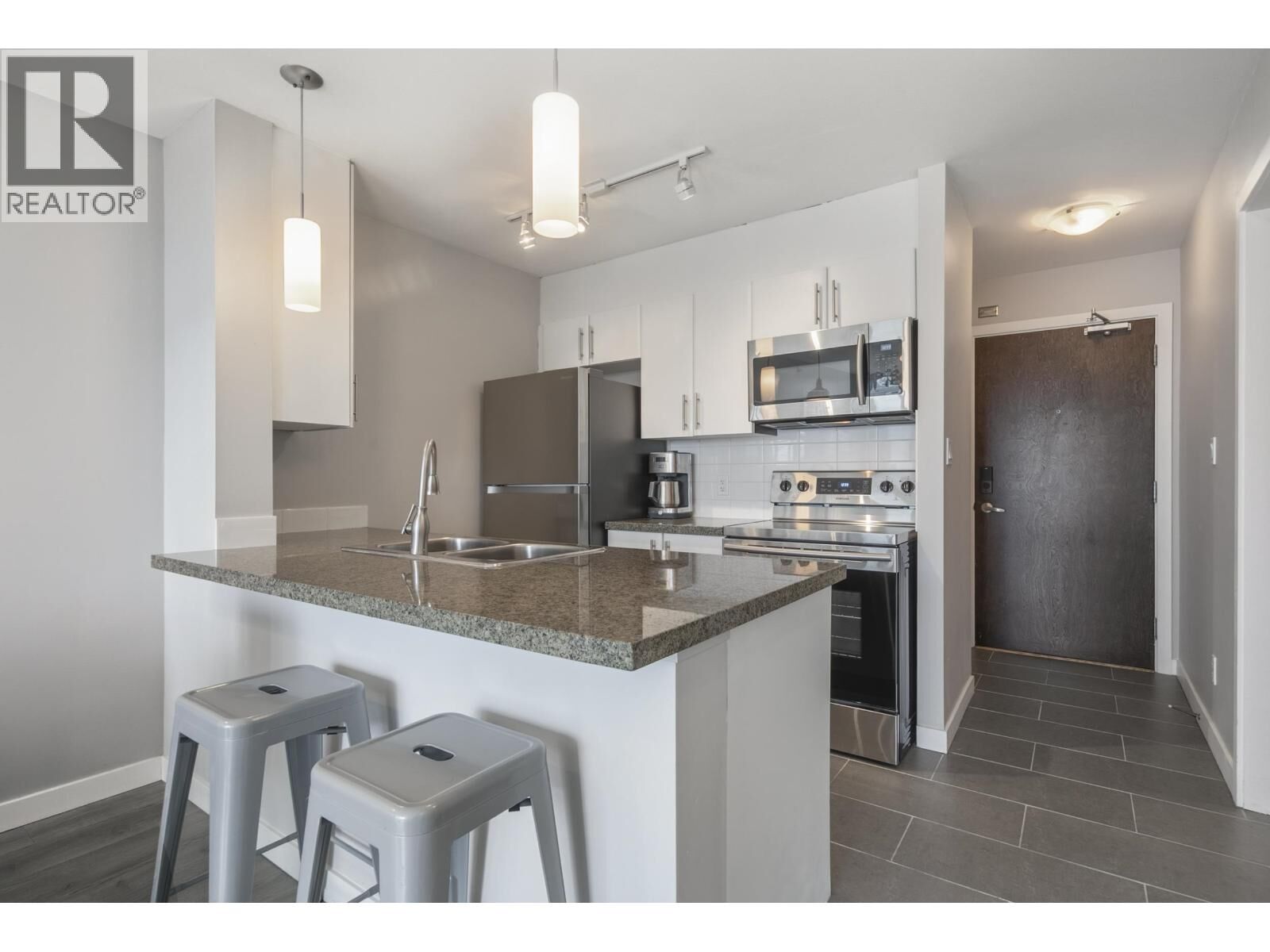 Property Photo:  688 Abbott Street 903  BC V6B 0B9 