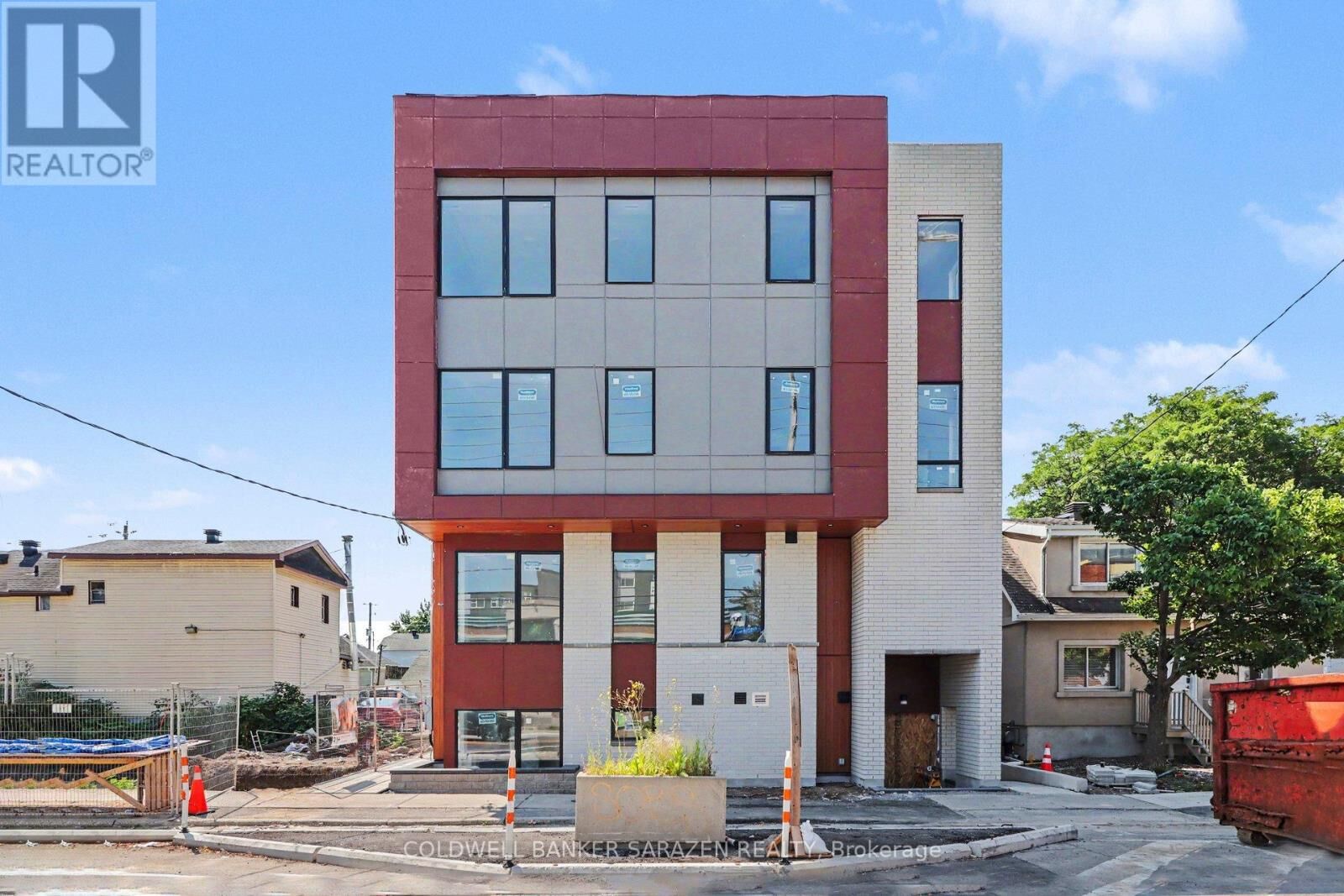 Property Photo:  42 McArthur Avenue 301  ON K1L 6R2 