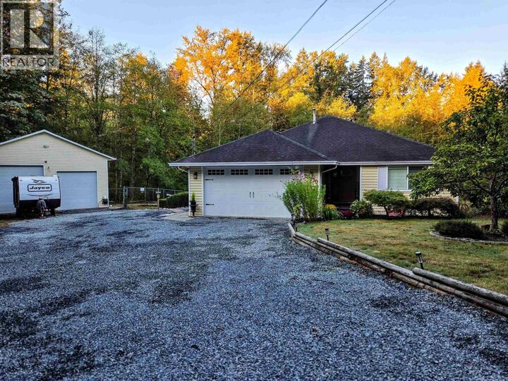 Property Photo:  25700 116 Avenue  BC V4R 1Z6 