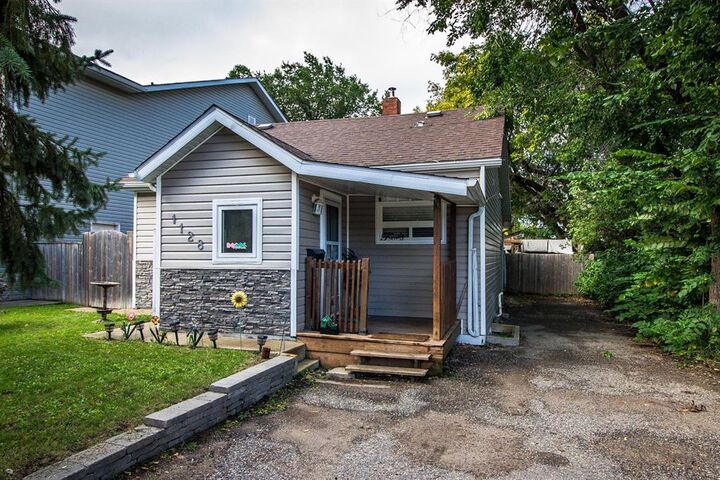 Property Photo: 1128 7th Street MB R7A 3V5