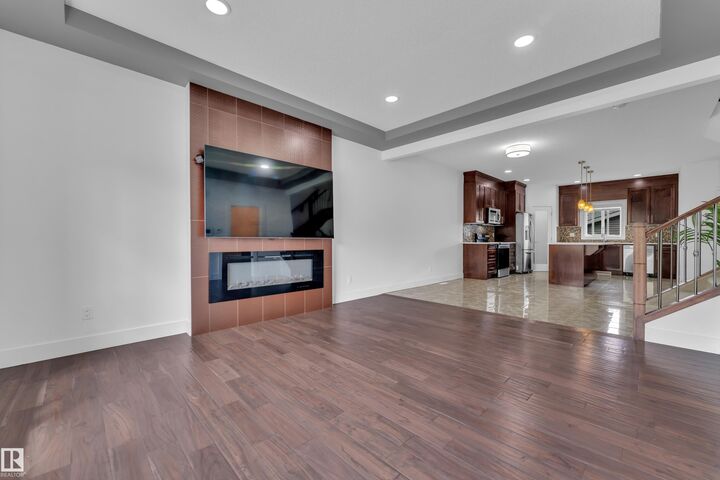 Property Photo:  6454 177A Avenue NW  AB T5Y 3X2 