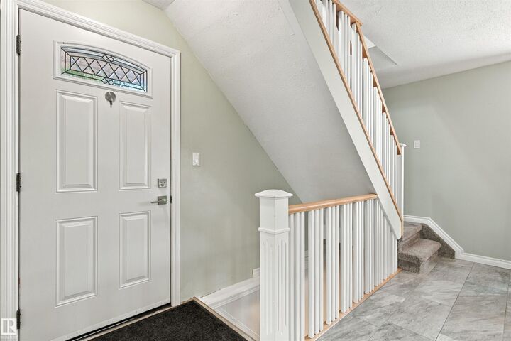 Property Photo:  161 Woodstock NW  AB T5T 0H6 