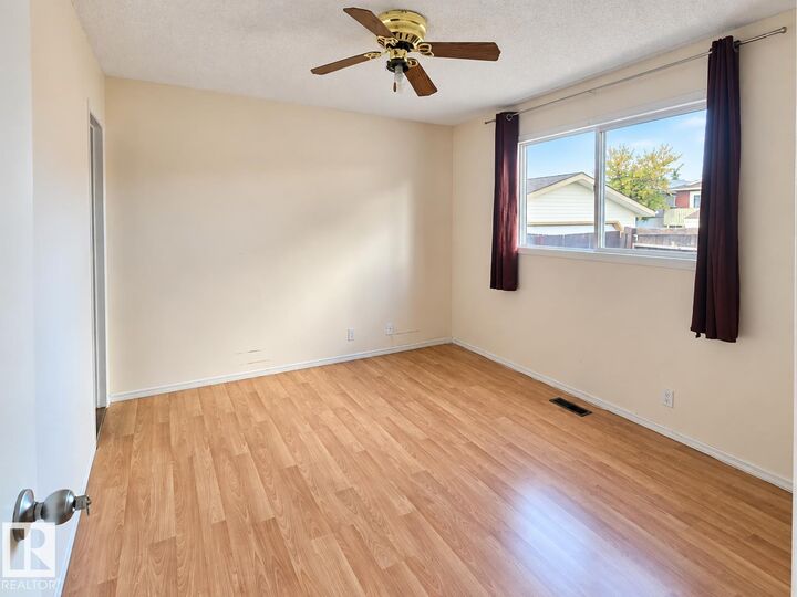 Property Photo:  14411 31 Street NW  AB T5Y 1Z1 