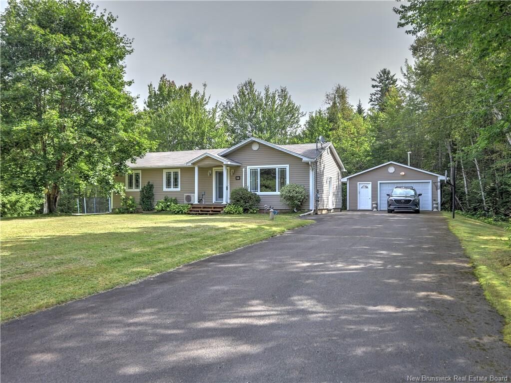 Property Photo:  32 Menzies Drive  NB E3C 1M6 