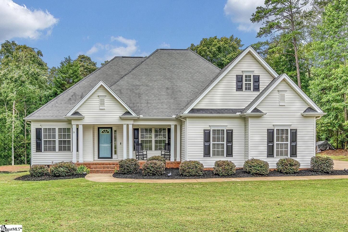Property Photo: 107 Galewood Drive SC 29651