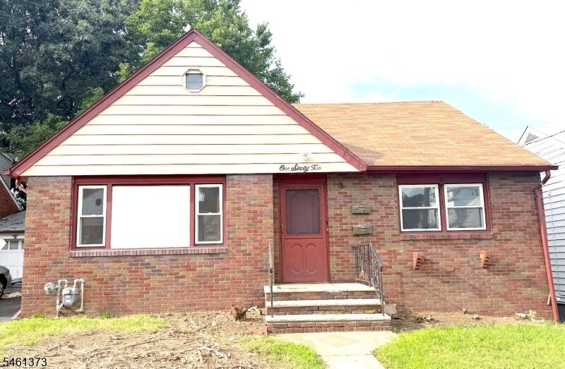 Property Photo:  162 Sheridan Ave  NJ 07011 