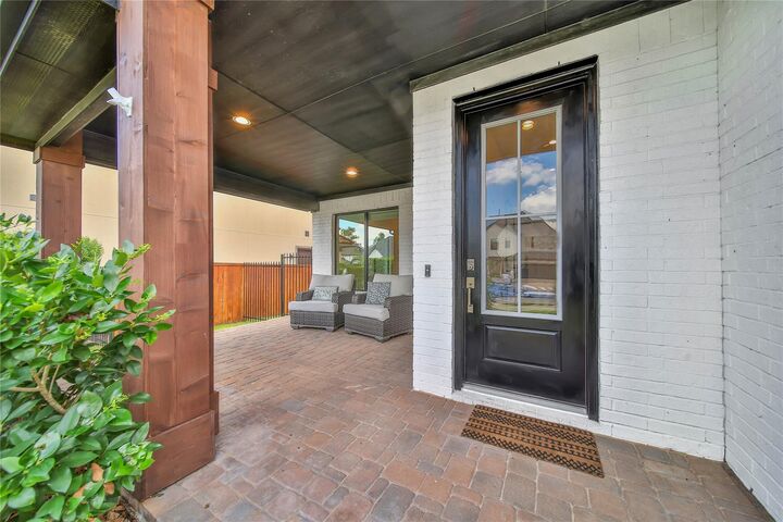 Property Photo:  115 Oak Estates Drive  TX 77384 