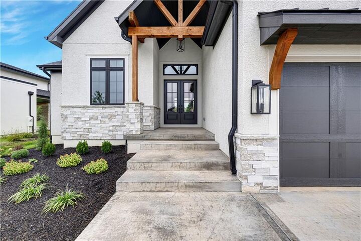 Property Photo:  17105 Earnshaw Street  KS 66221 