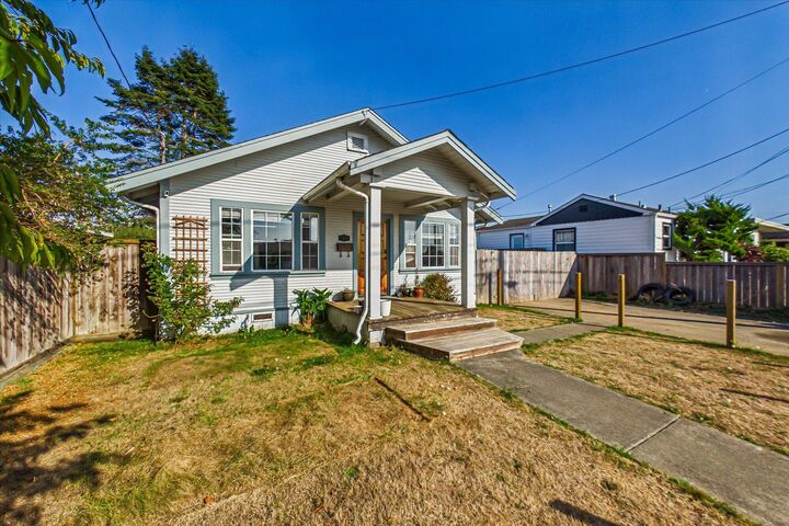 Property Photo:  2917 C Street  CA 95501 