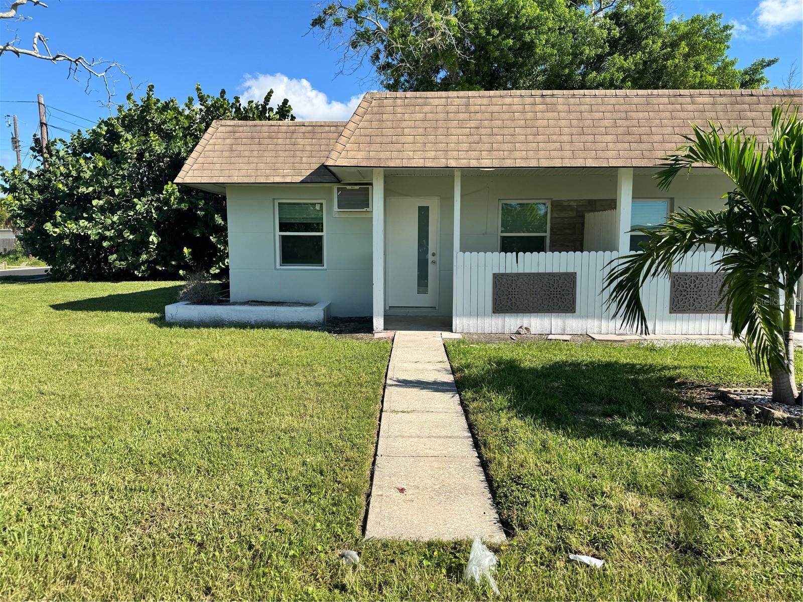 Property Photo: 56 B Street 1 FL 33708