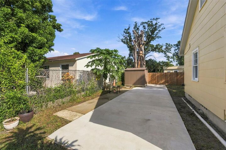 Property Photo: 3939 45th Avenue N FL 33714
