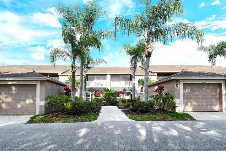 Property Photo: 5251 Mahogany Run Avenue 525 FL 34241