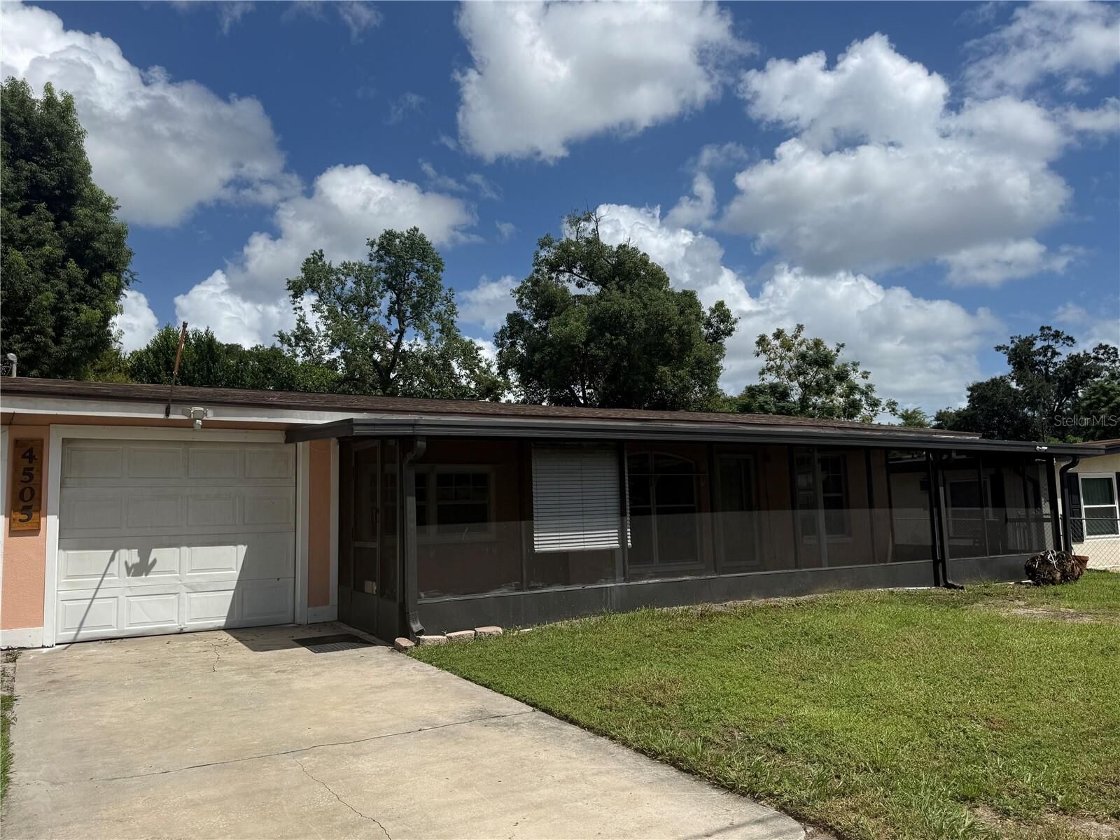 Property Photo:  4505 Rossmore Drive  FL 32810 