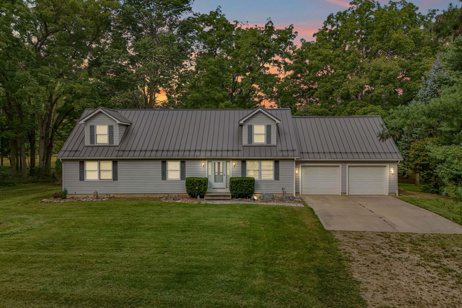 Property Photo:  994 Herl Road  MI 49028 