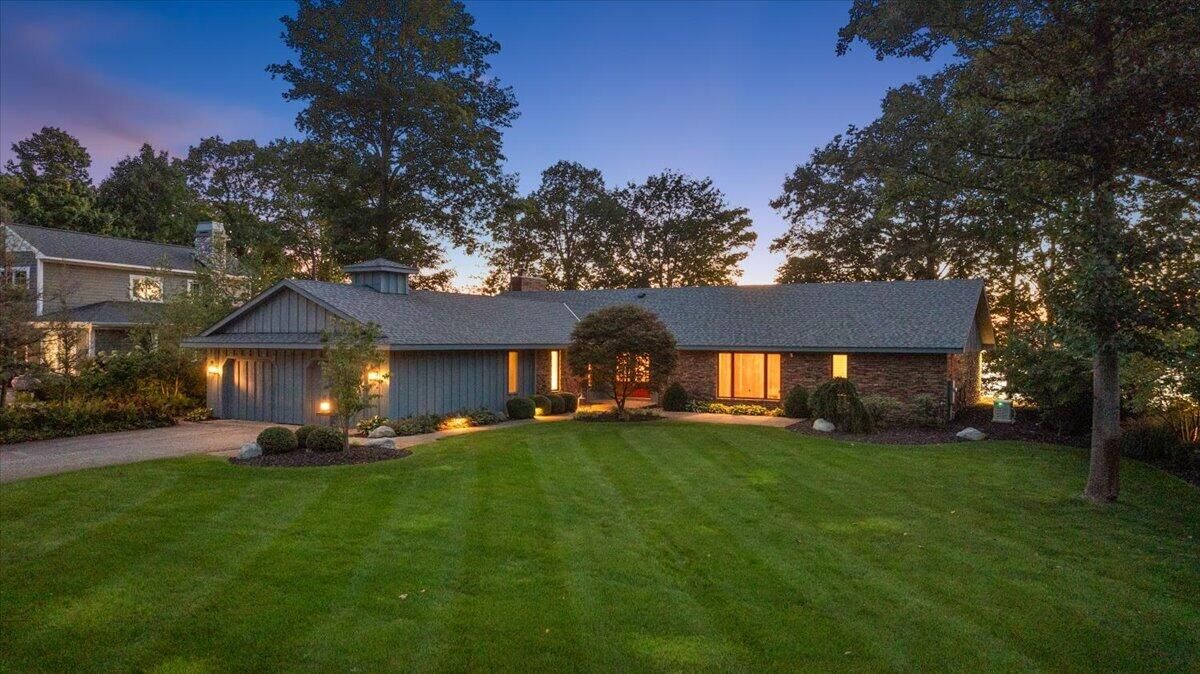 Property Photo: 2230 Lakeshore Drive MI 49408