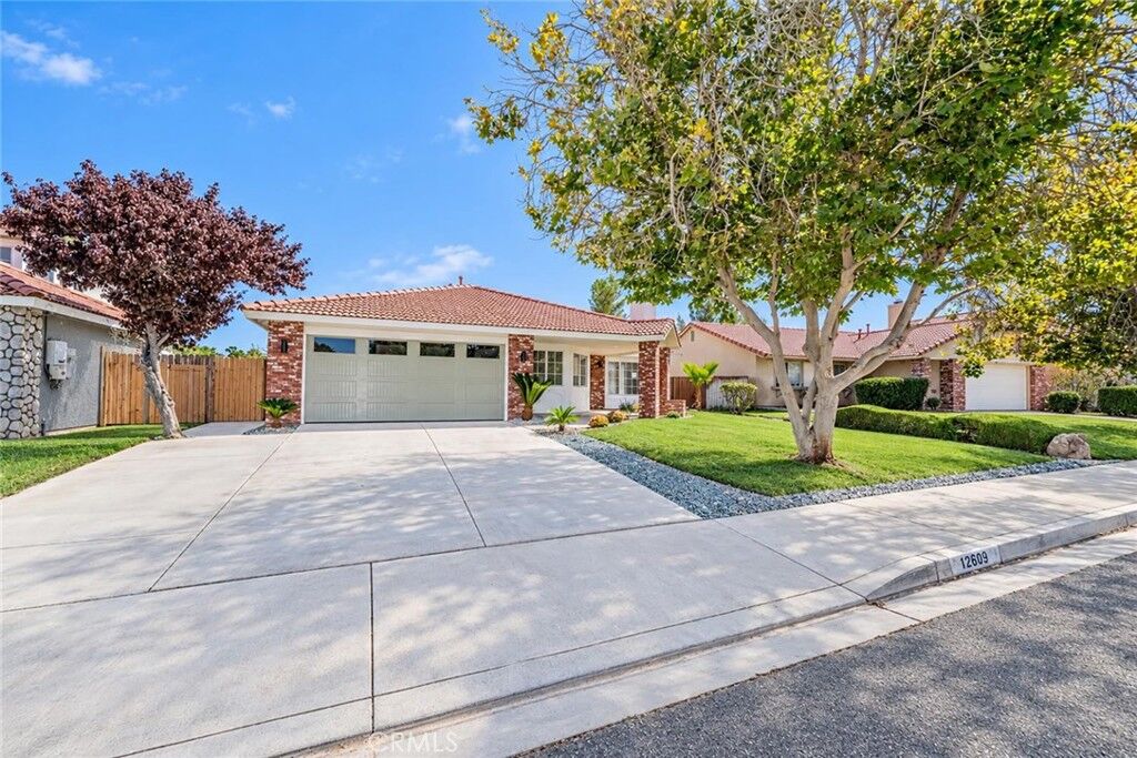 Property Photo:  12609 Sunbird Lane  CA 92392 