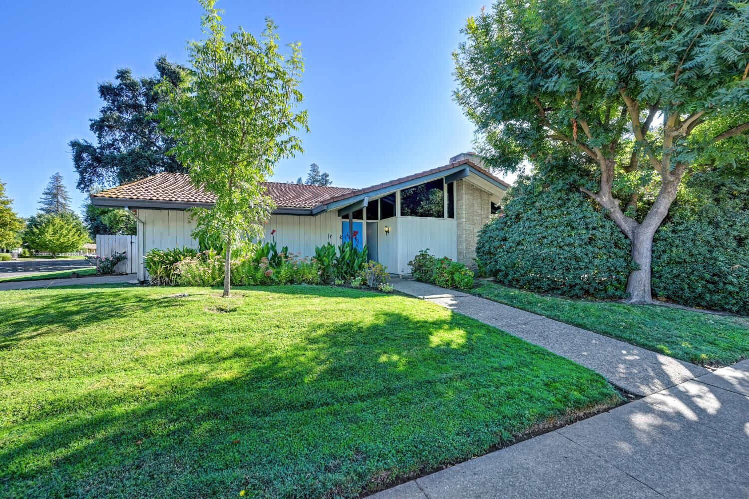 Property Photo: 4300 American River Drive CA 95864