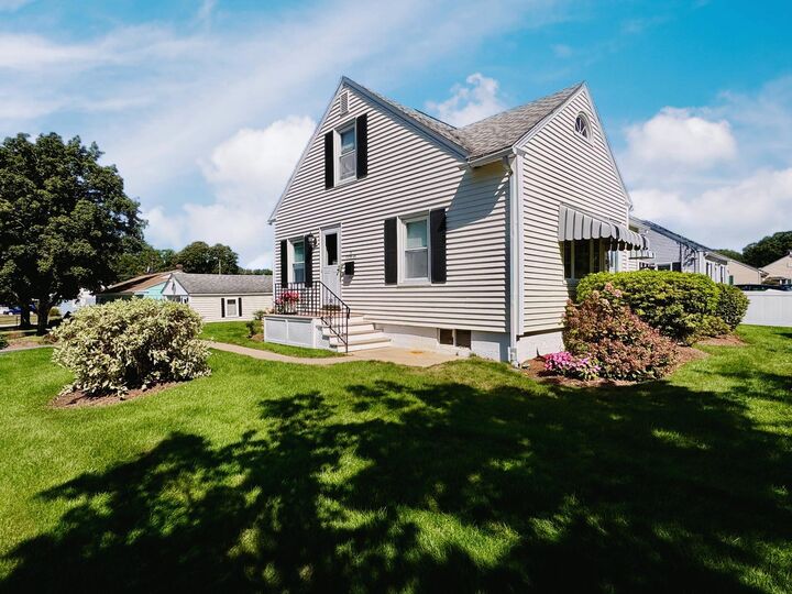 Property Photo:  11 Victor Avenue  NH 03060 
