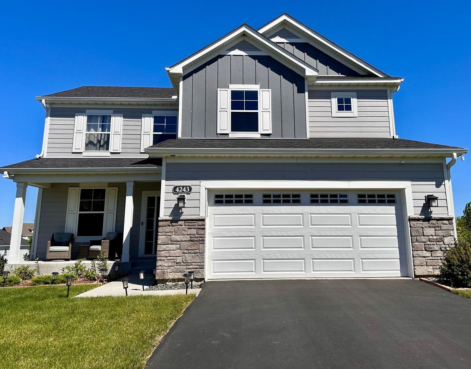 Property Photo: 4243 Cottagewood Court MN 55331