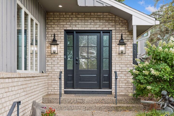 Property Photo:  1138 Kingsley Circle N  MN 55118 