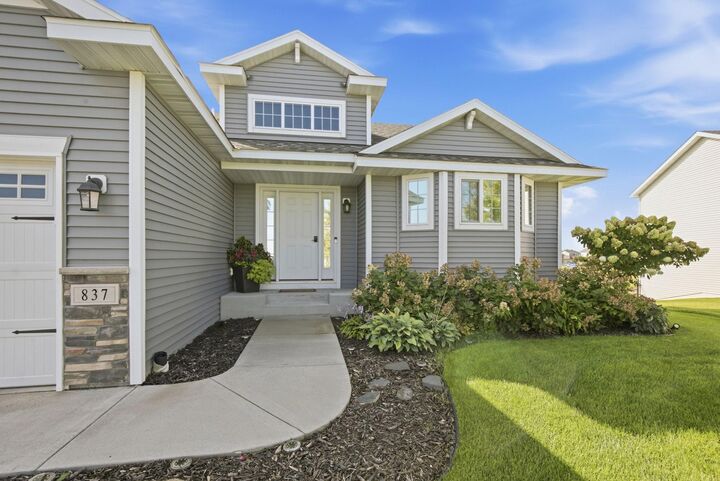 Property Photo:  837 10th Street  MN 55320 