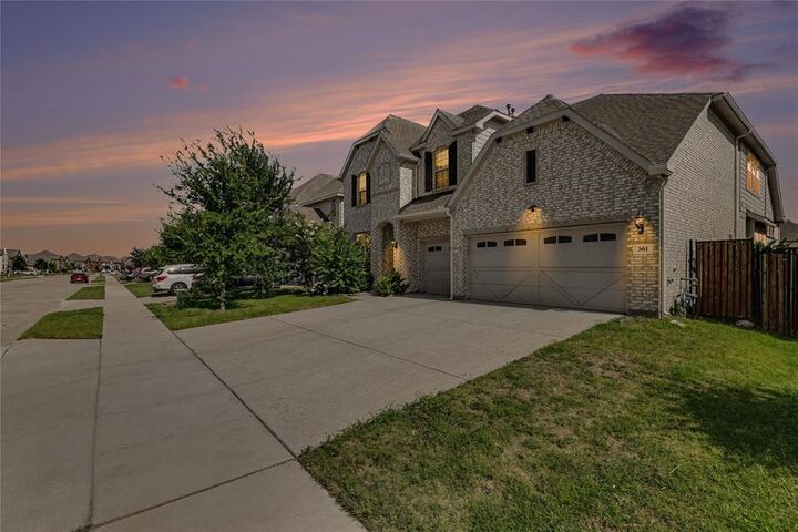 Property Photo:  561 Letara Ranch Road  TX 76052 
