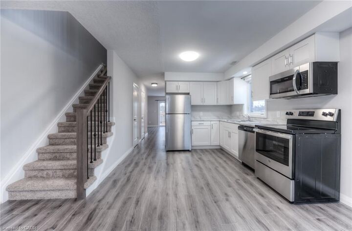Property Photo:  47 Heiman Street A  ON N2M 3L7 