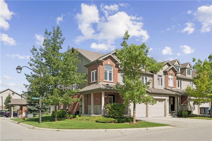 Property Photo:  30 Kingsbury Square  ON N1L 0K6 