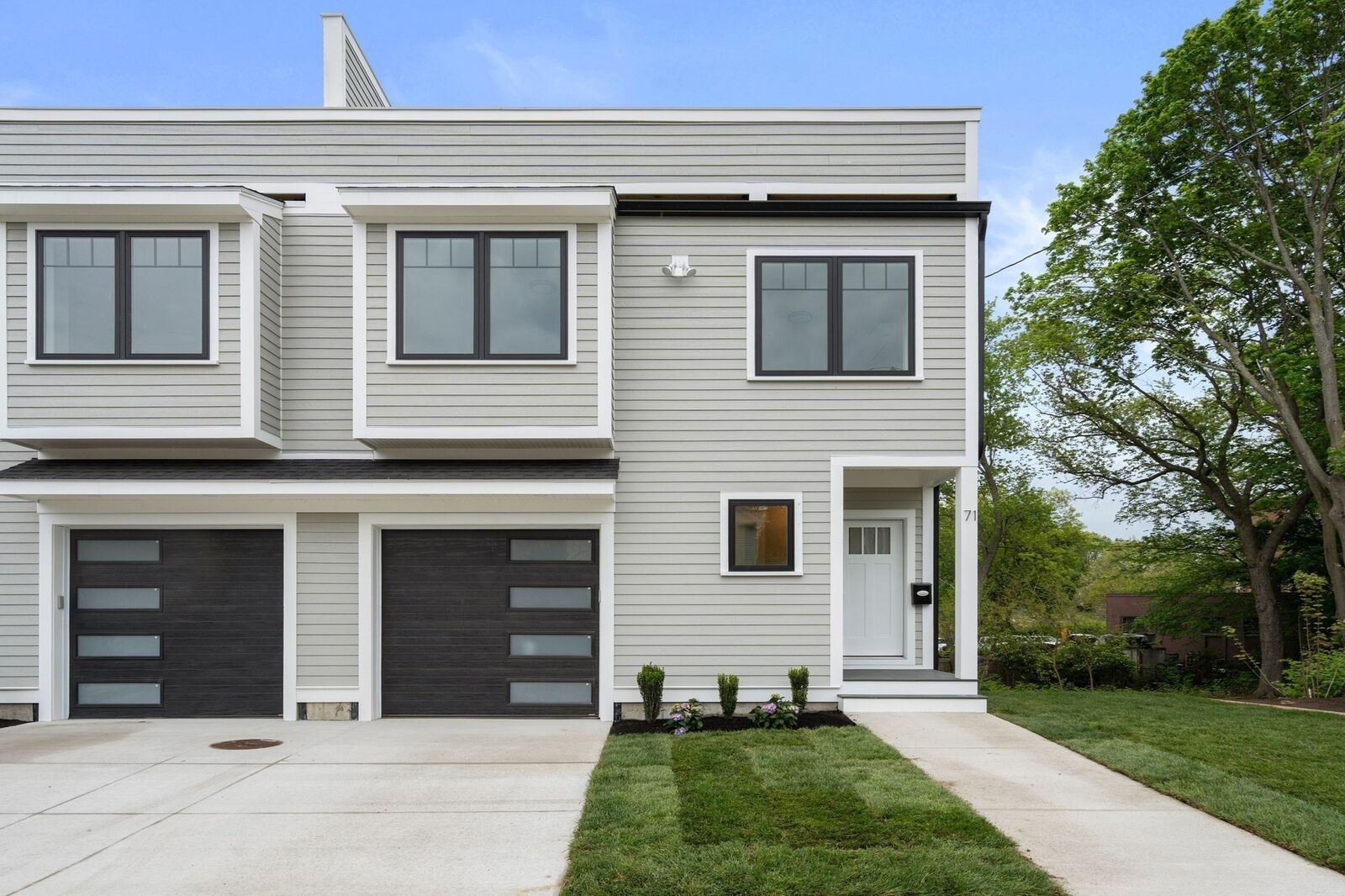 Property Photo:  73 Mystic St 73  MA 02474 