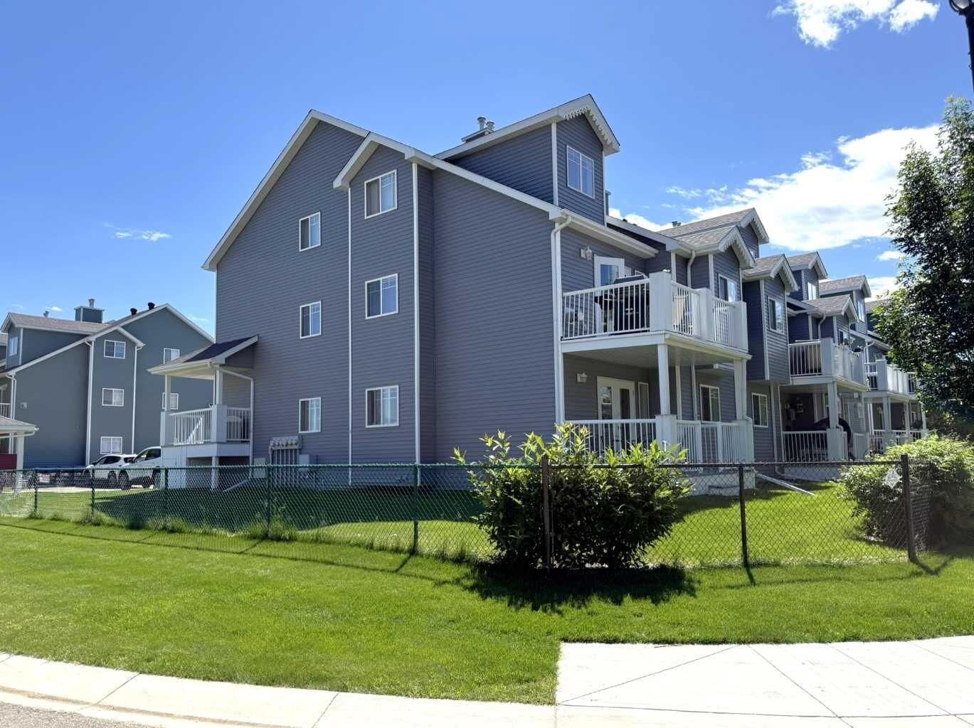 Property Photo:  5220 50A Avenue 306  AB T4S 1E5 