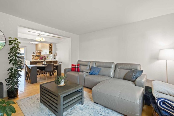 Property Photo:  836C 68 Avenue SW  AB T2V 0N4 