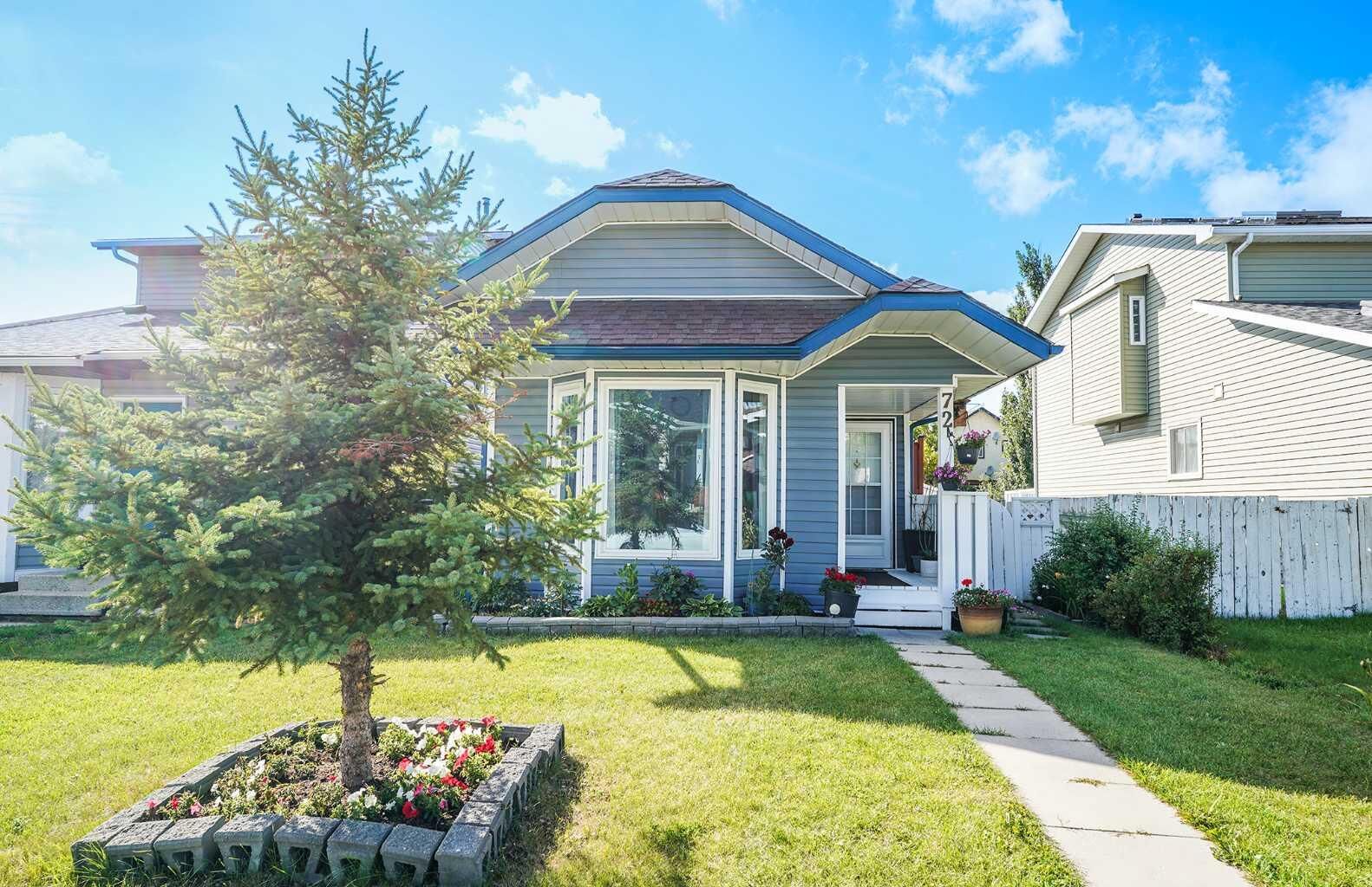 Property Photo:  72 Martindale Close NE  AB T3J 2V1 