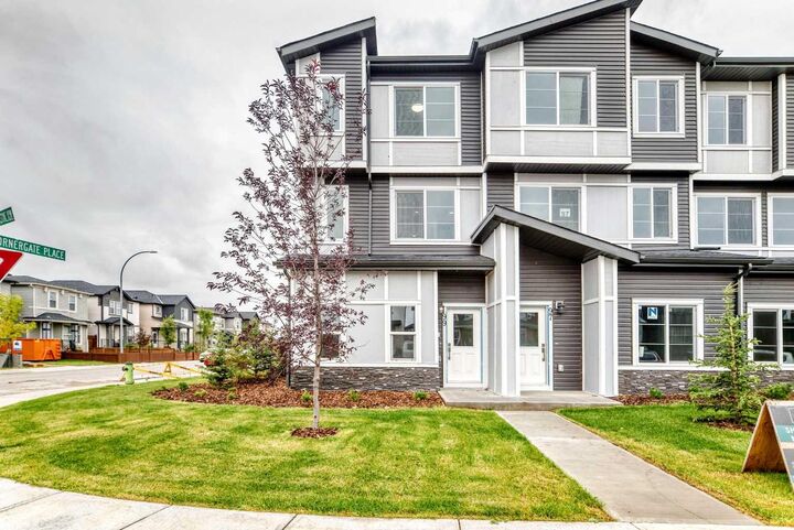 Property Photo:  99 Cornerstone Row NE  AB T3N 2K5 
