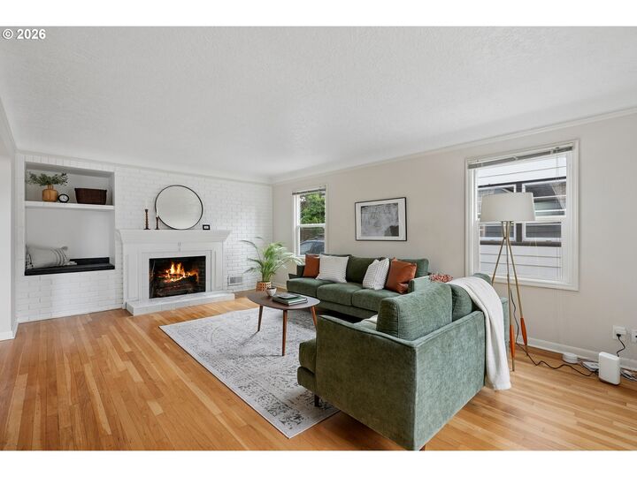 Property Photo: 4426 NE 38th Ave OR 97211