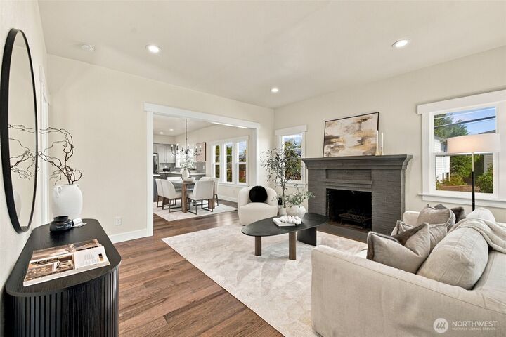 Property Photo:  3301  17th Avenue S  WA 98144 