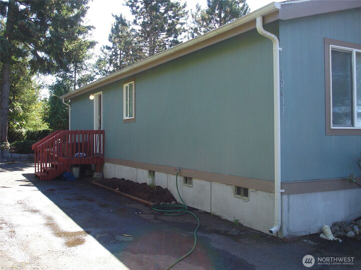Property Photo: 12613 NE 190th Street WA 98011
