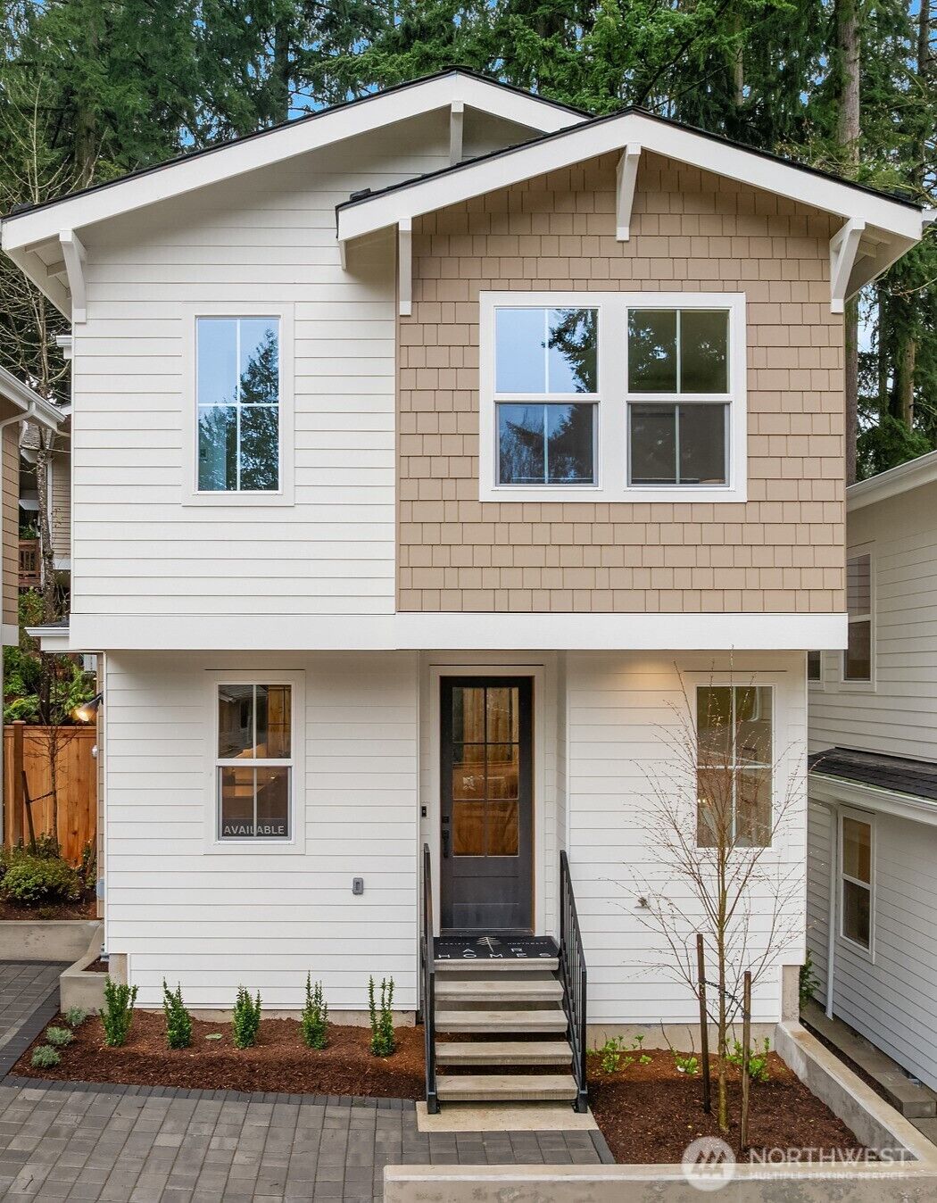 Property Photo: 11812 NE 103rd Place WA 98033