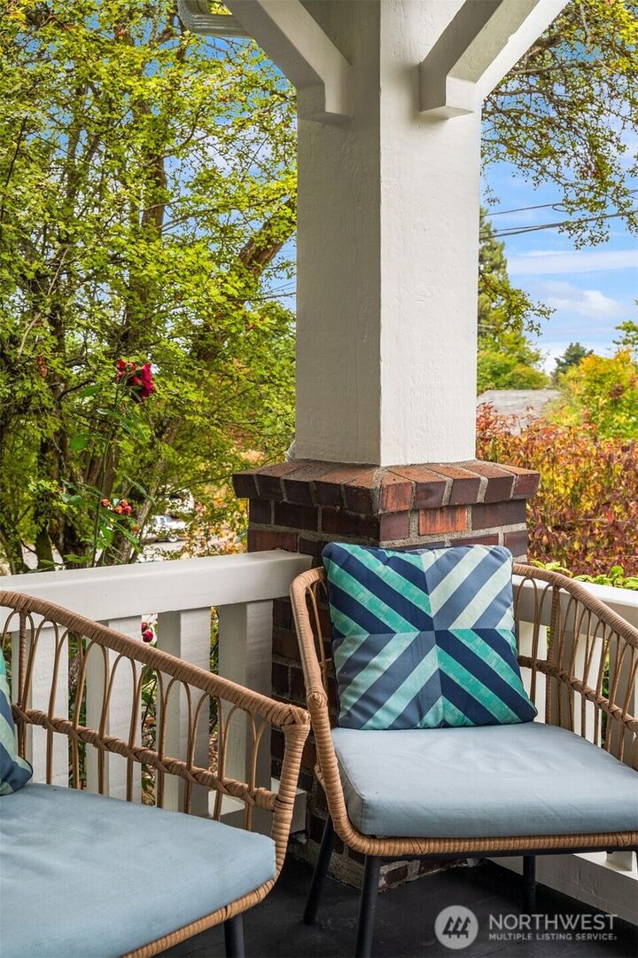 Property Photo:  311 N 47th Street  WA 98103 