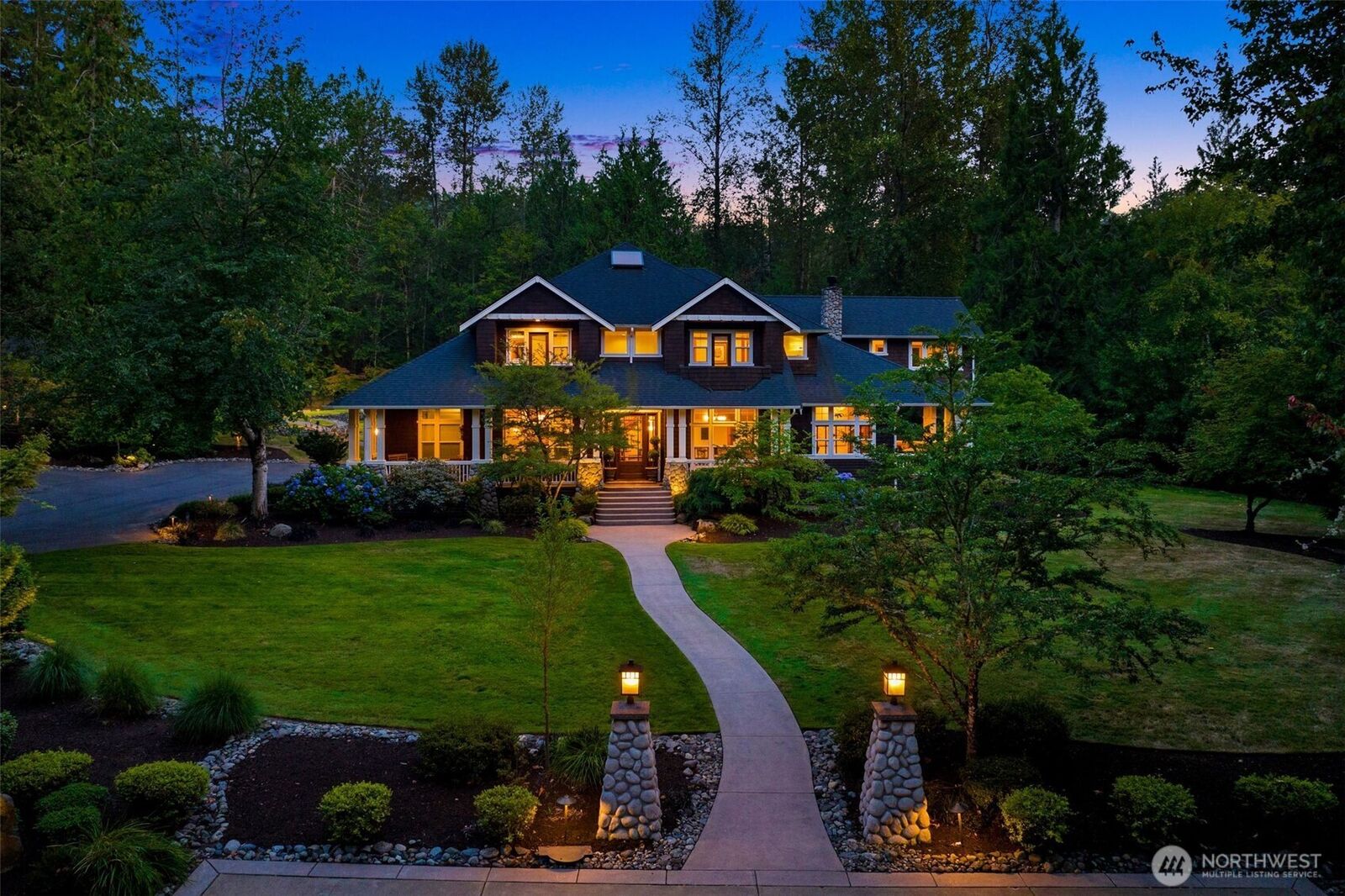 Property Photo: 26415 SE Old Black Nugget Road WA 98029