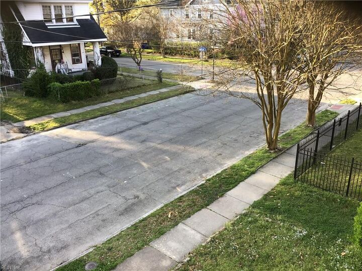 Property Photo:  4305 Newport Ave 4  VA 23508 