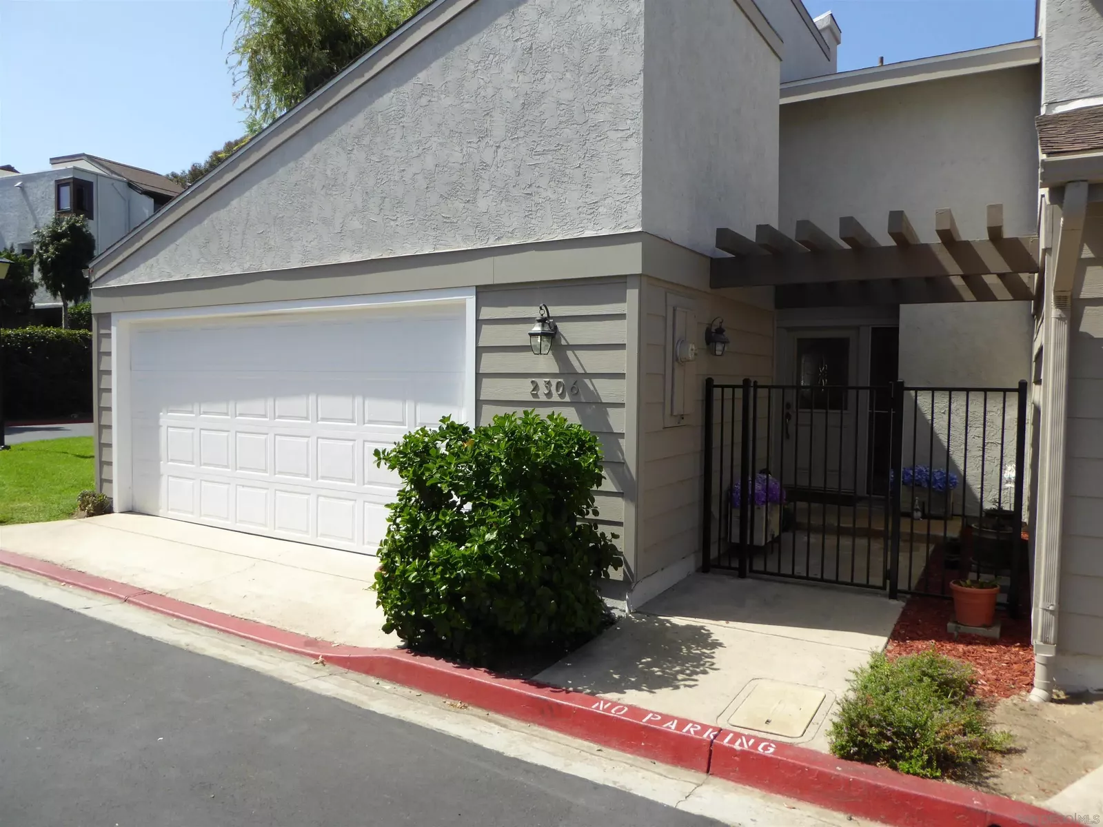 Property Photo:  2306 Caminito Andada  CA 92107 