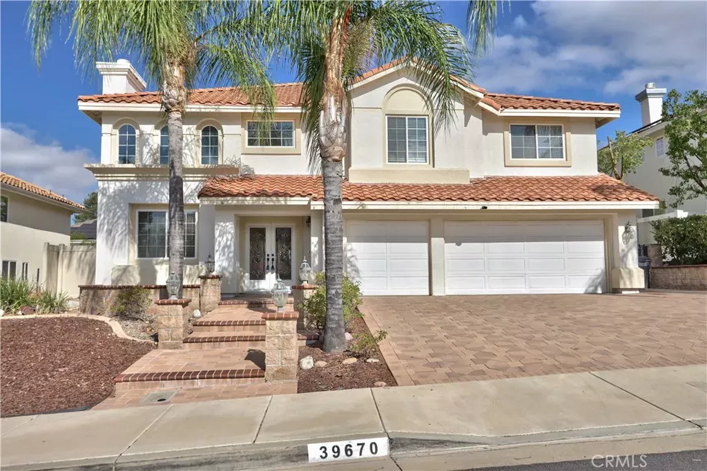 Property Photo:  39670 Via Galletas  CA 92562 