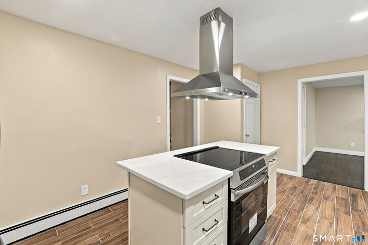 Property Photo:  61 Isleib Road  CT 06447 
